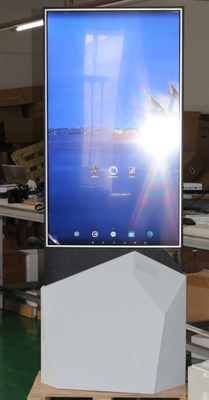 Киоск Signage OLED цифров