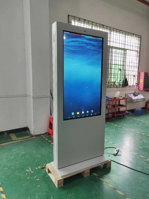 IP65 водонепроницаемая наружная цифровая вывеска LCD с 50000 часами службы